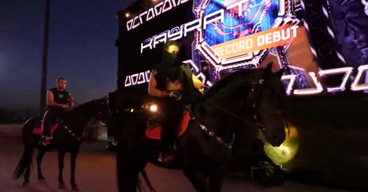 Video! MMA Debut Starts With A Horse, Ends With 80-Second Choke
