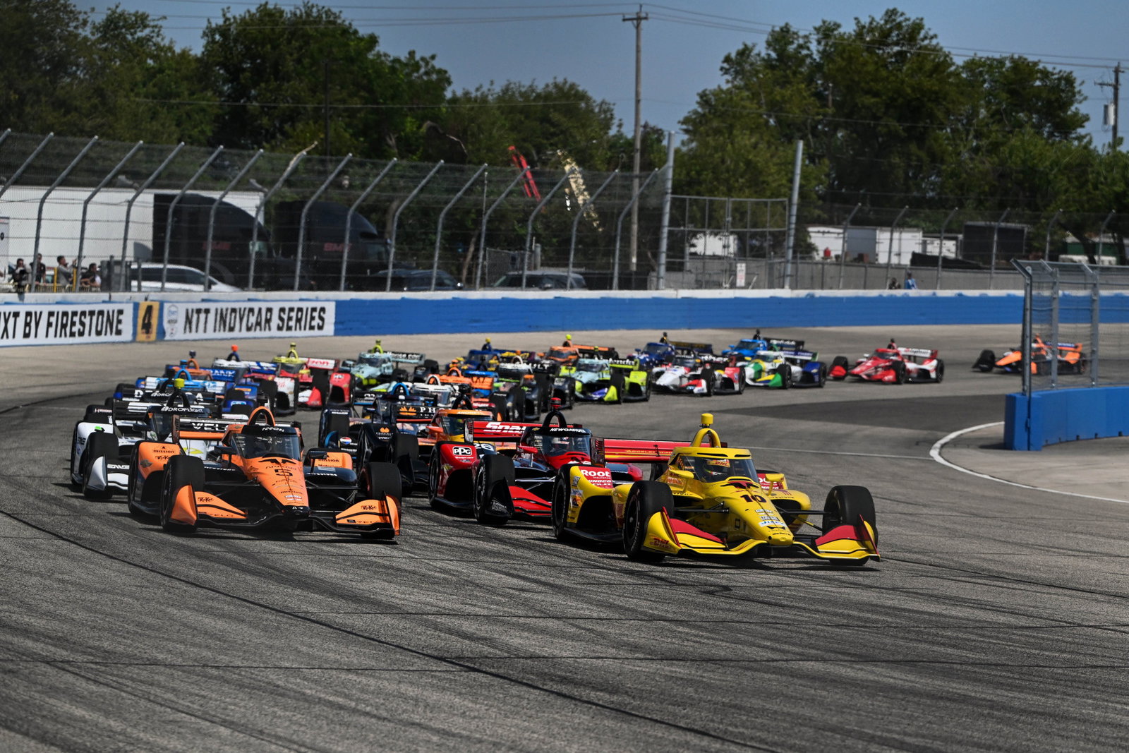 The start of the IndyCar Series Snap On Makers and Fixers 250 at the Milwaukee Mile, led by Alex Palou and Pato O'Ward.