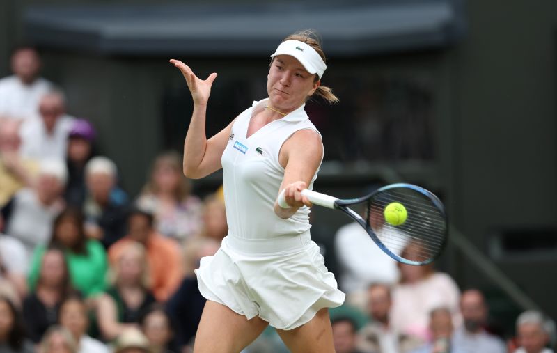 Sun Set: Lulu Sun to Take Well-Being Break from Tennis