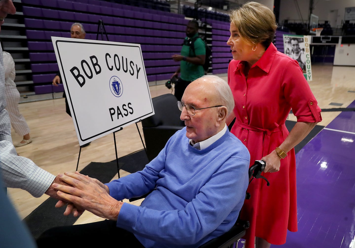 In July, a ceremony, attended by Governor Maura Healey, was held at Holy Cross to dedicate "Bob Cousy Pass" to the Celtics legend.