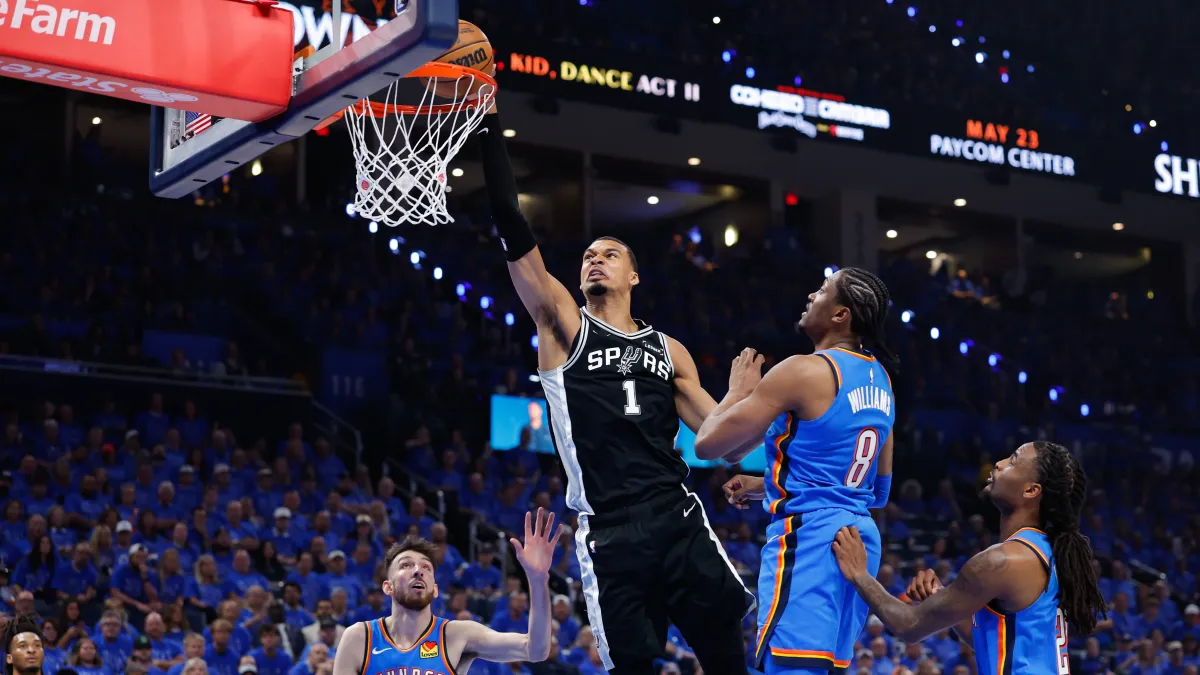 Victor Wembanyama gets sobering blood clot warning from Chris Bosh image
