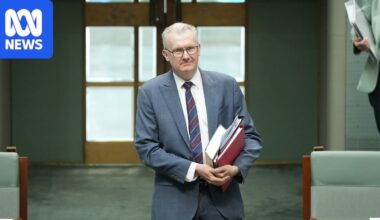 Ex-ASIO agent can give evidence to Bondi royal commission in open hearings, minister confirms