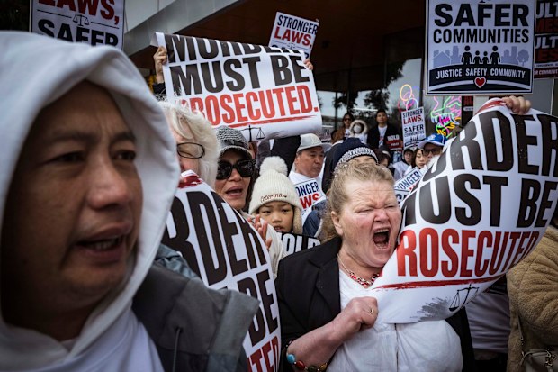Thousands of angry residents attended a rally demanding stronger laws and justice, after a Sunshine man Truong Van Viet was killed in Melbourne.