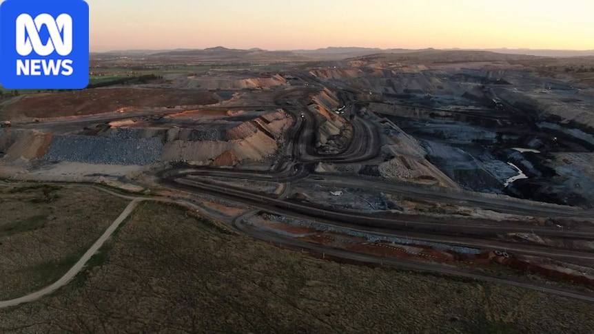 Controversial Hunter Valley coal mine granted six-year extension