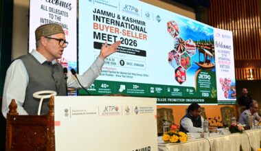 CM congratulates J&K’s MMA star Owais Yaqoob on historic BRAVE CF 107 victory