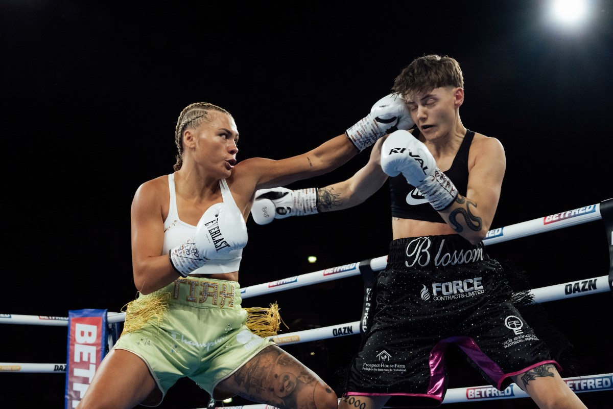 Star Power: Tiah-Mai Ayton Stops Ellie Hellewell in London – FightPost: Boxing & MMA News