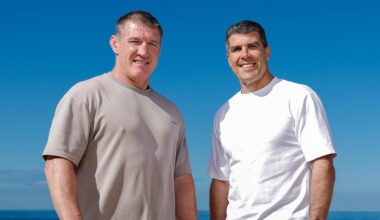 Sydney Marathon: Paul Gallen and Michael Ennis line up after Sharks’ NRL premiership