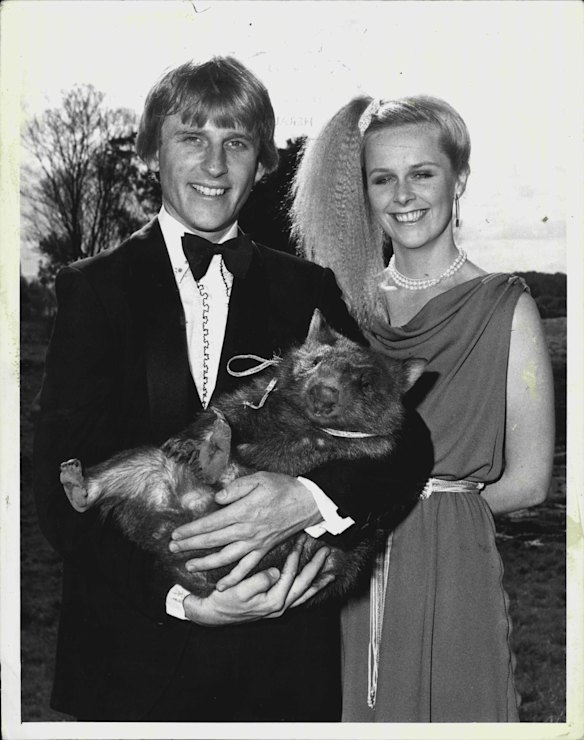 Grant Dodwell and Penny Cook with Fatso the Wombat in A Country Practice in 1982.