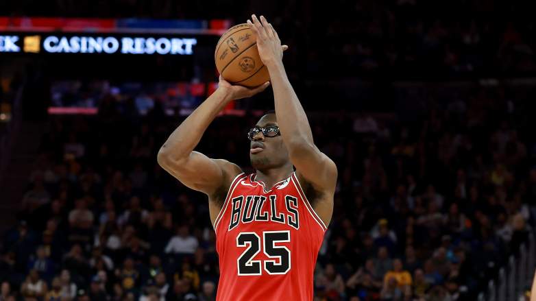 Chicago Bulls v Golden State Warriors