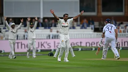 star-sports-on-dark-background