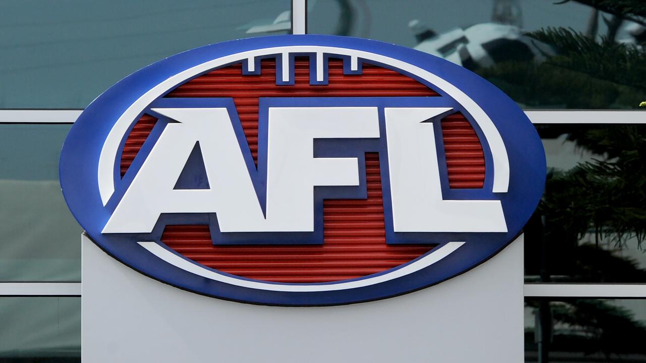 Shock concussion report as club’s ‘secret deal’ with player sets ‘dangerous example’ — AFL Daily