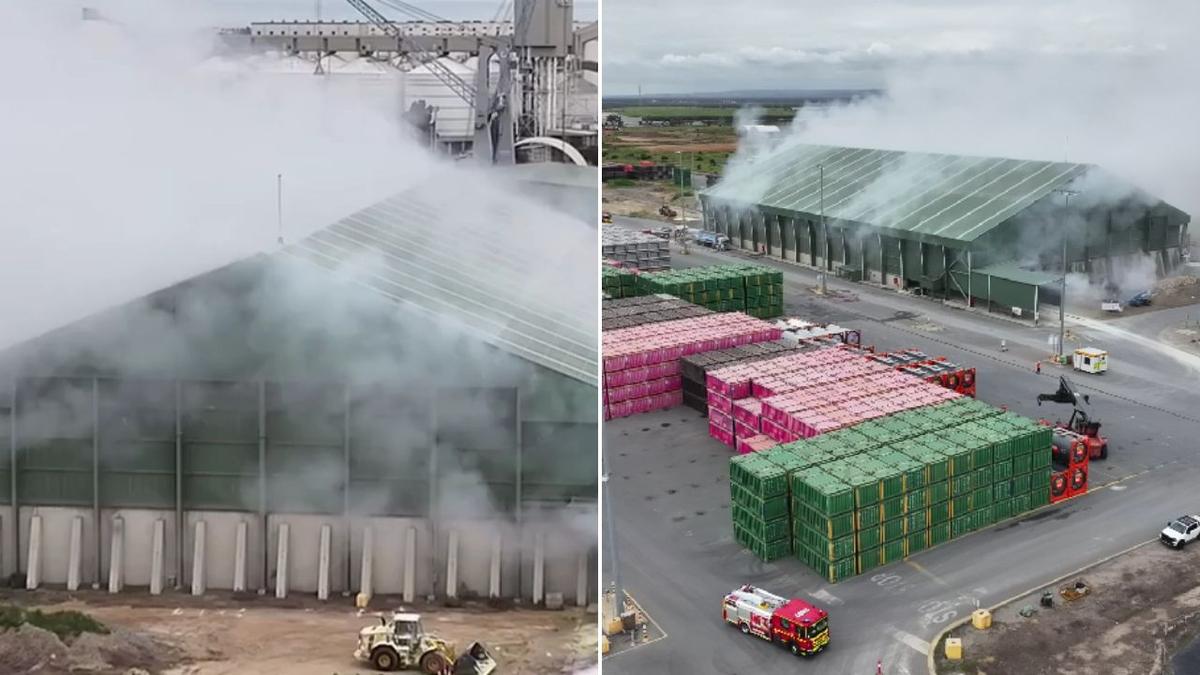 Toxic fire in Port Adelaide fertiliser plant extinguished after triggering evacuation warning