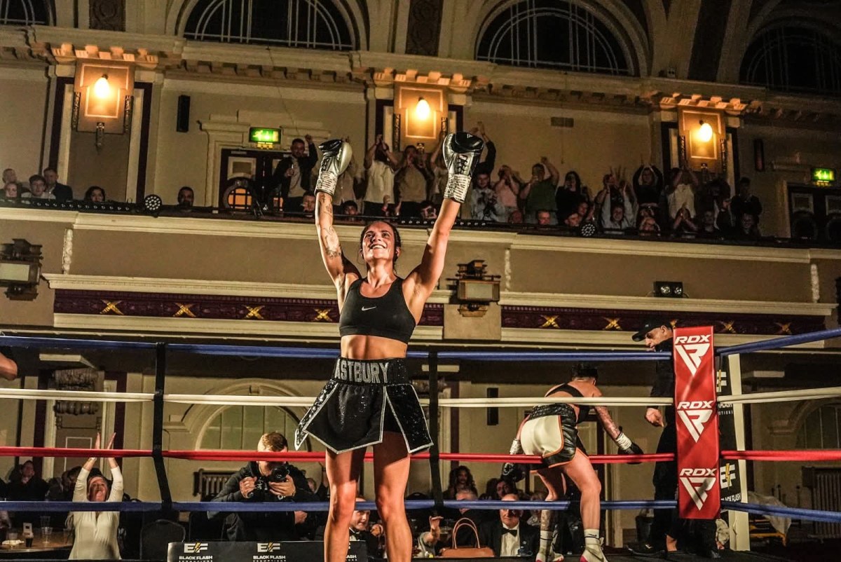 Mae Astbury: Beyond The Ropes – FightPost: Boxing & MMA News