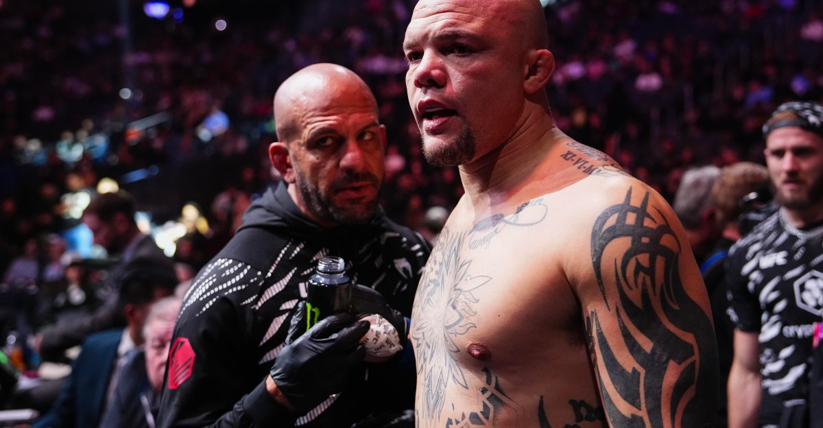 Dana White reacts to Anthony Smith’s arrest after allegedly threatening to kill his wife