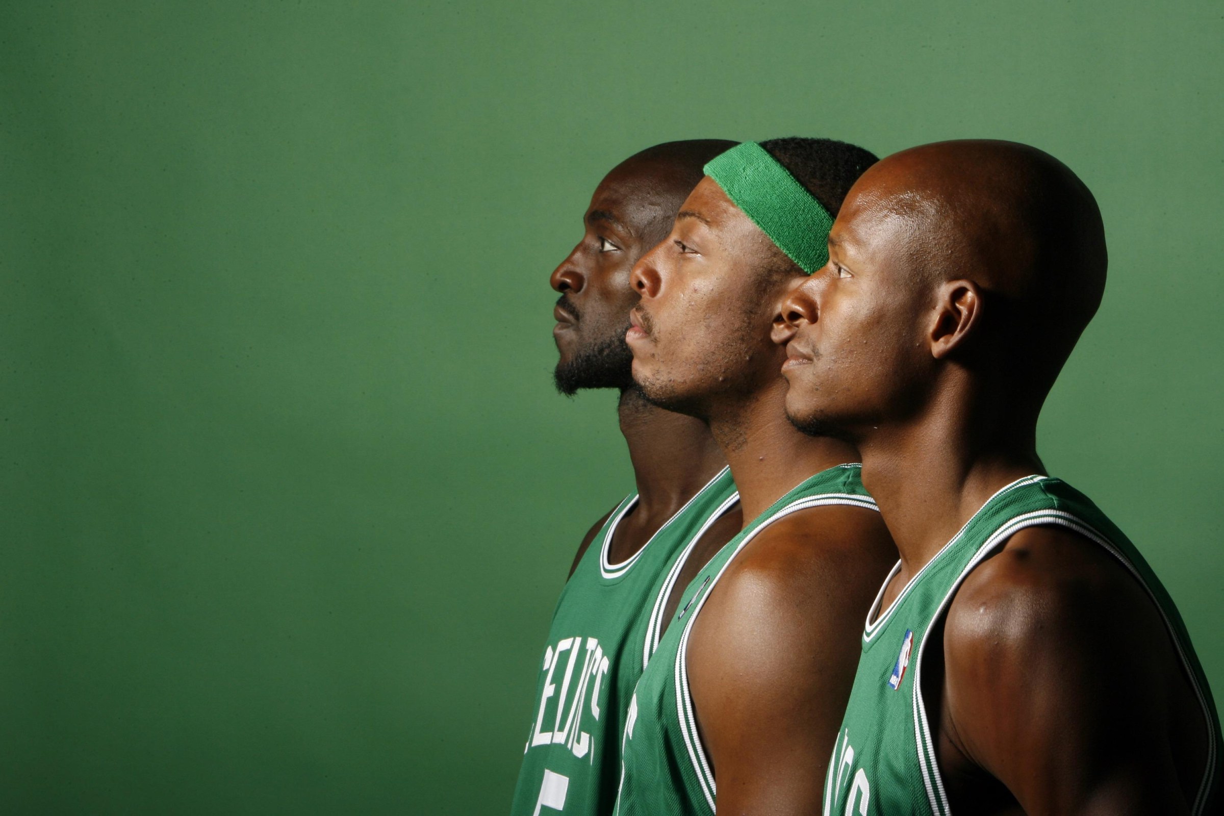 WALTHAM, MA - SEPTEMBER 10: Kevin Garnett #5, Paul Pierce #34 and Ray Allen #20 of the Boston Celtics pose during a portrait session at the Boston Celtics practice facility September 10, 2007 in Waltham, Massachusetts. NOTE TO USER: User expressly acknowledges and agrees that, by downloading and or using this photograph, User is consenting to the terms and conditions of the Getty Images License Agreement. Mandatory Copyright Notice: Copyright 2007 NBAE (Photo by Nathaniel S. Butler/NBAE via Getty Images)