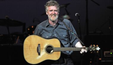 Glen Hansard's family announce details of public wake and funeral