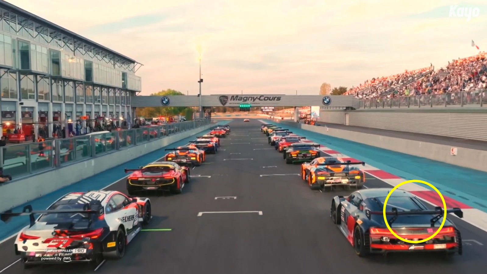 A laptop (circled) was left on the Tressor Attempto Racing Audi R8 LMS before parting company on the warm-up lap.