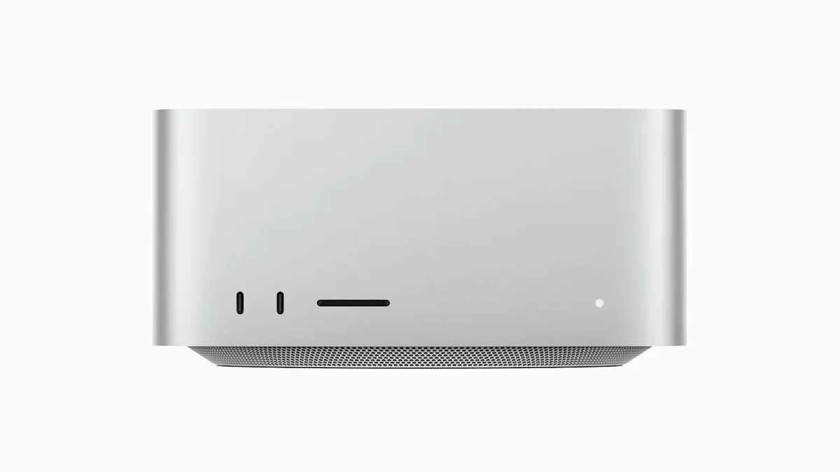Forget the Cloud: Apple's Latest Mac Upgrades Prove It's the Quiet AI Winner
