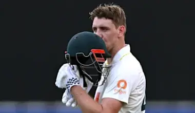 star-sports-on-dark-background