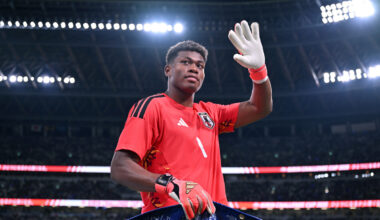 TOKYO, JAPAN - MAY 31: Zion Suzuki of Japan applauds fans after the international friendly match between Japan and Iceland at MUFG Stadium on May 31, 2026 in Tokyo, Japan. (Photo by Kenta Harada/Getty Images) (Aston Villa, Juventus and PSG links)