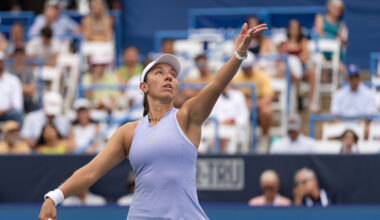 Fast start, dominant serve fuel Pegula's first two-set win over Kalinskaya