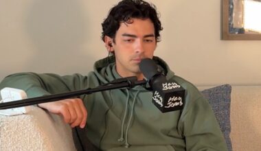 Joe Jonas Says Solo Album Disappointment Led Him to Start Therapy