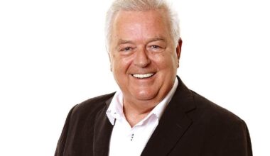 Vale: Johnny Young | TV Tonight