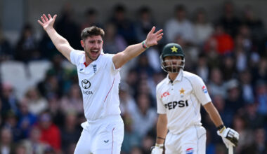 England crush sorry Pakistan by innings in three days