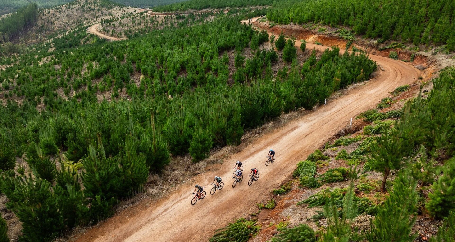 Field building for far-flung 2026 UCI Gravel World Championships, key Life Time Grand Prix competitors among expected starters despite Little Sugar MTB clash