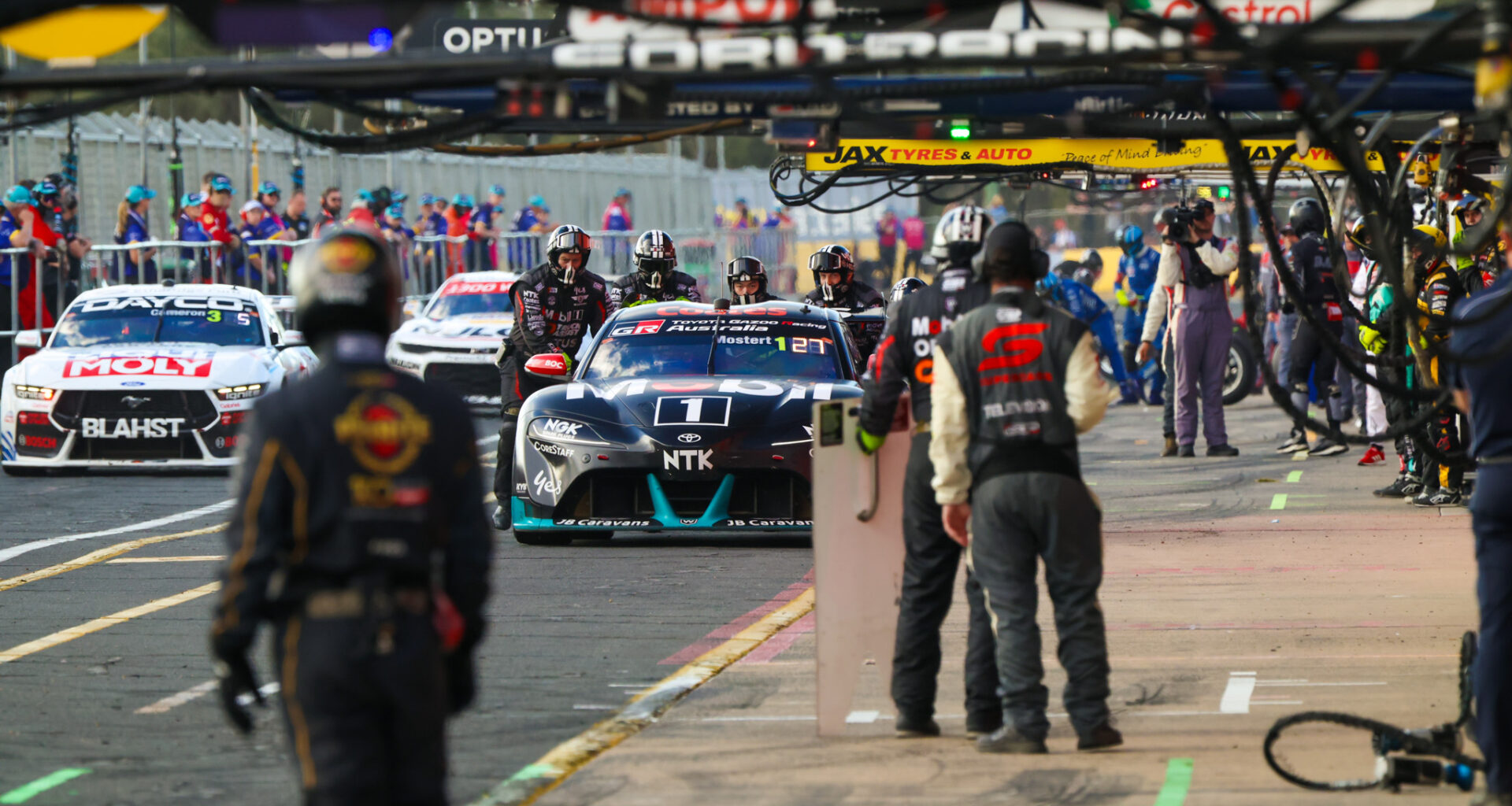 Walkinshaw TWG reveals cause of Mostert DNF
