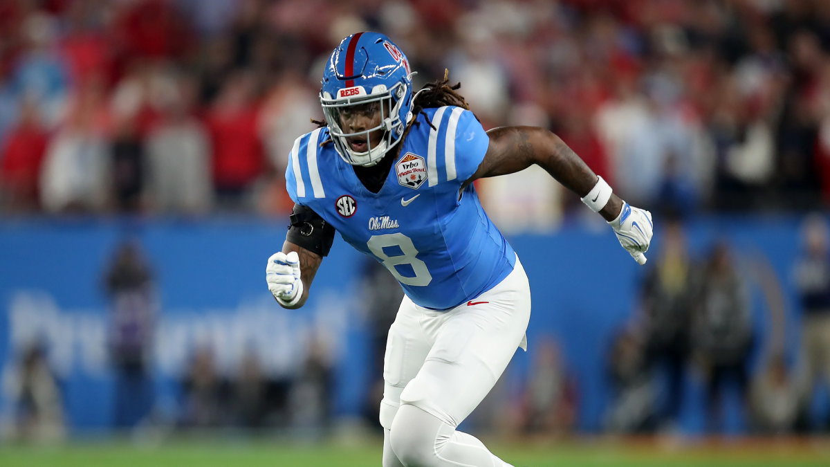 Dae'Quan Wright enters transfer portal: Browns TE, ex-Ole Miss star eyeing college football return