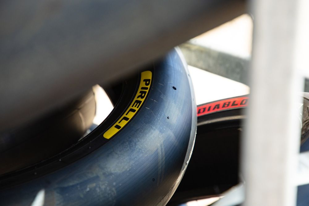Pirelli tires