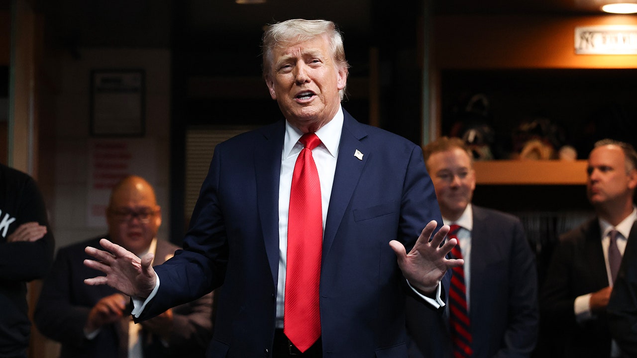 Trump questions state of MLB while renewing push for Roger Clemens' Hall of Fame induction