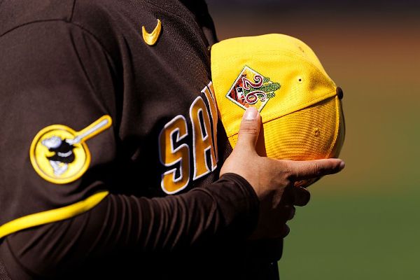 Buss brothers joining new Padres ownership group