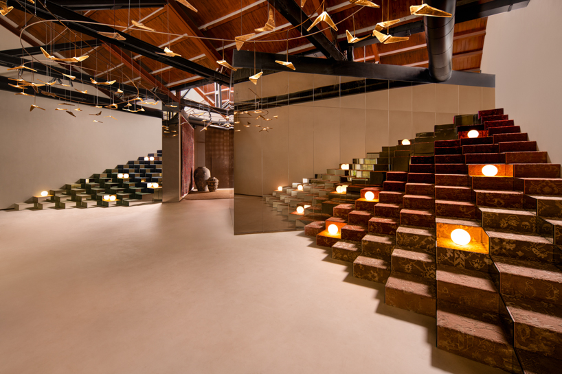former textile warehouse transforms into fractal-inspired jaipur rugs showroom in mumbai - 1
