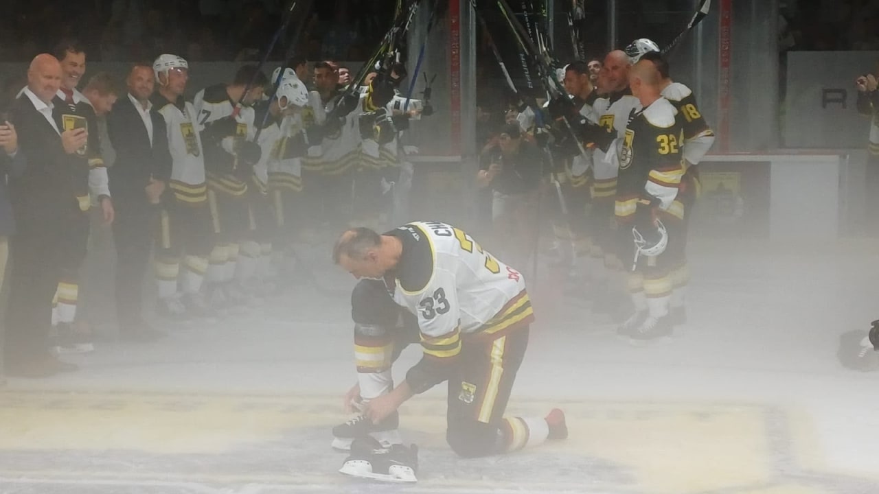 'Zee's Final Shift' brings Chara back to ice for tribute game