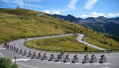 ANDORRA LA VELLA, ANDORRA - AUGUST 25: A general view of the peloton compete climbing to the Port de Envalira (2400m) during the La Vuelta - 81st Tour of Spain 2026, Stage 4 a 104.8km from Andorra la Vella to Andorra la Vella / #UCIWT / on August 25, 2026 in Andorra la Vella, Andorra. (Photo by Tim de Waele/Getty Images)