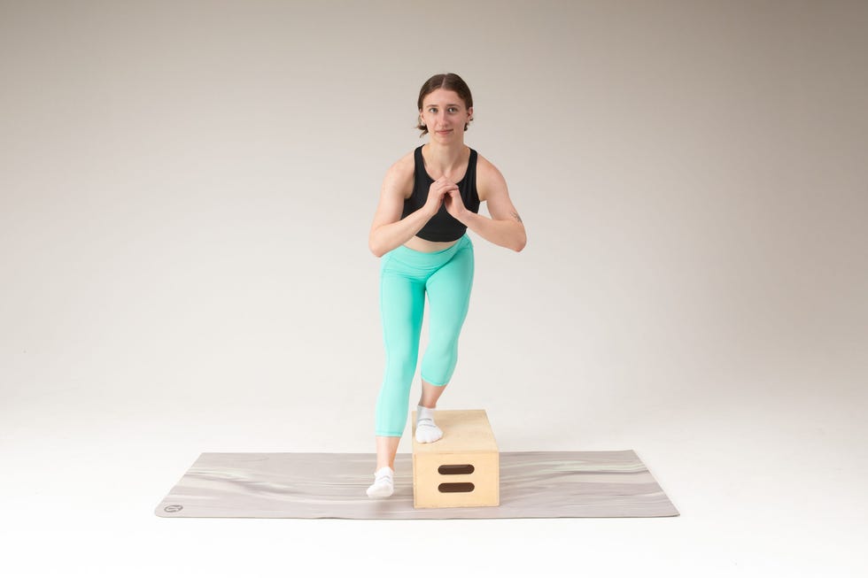Step Down hip pain stretches