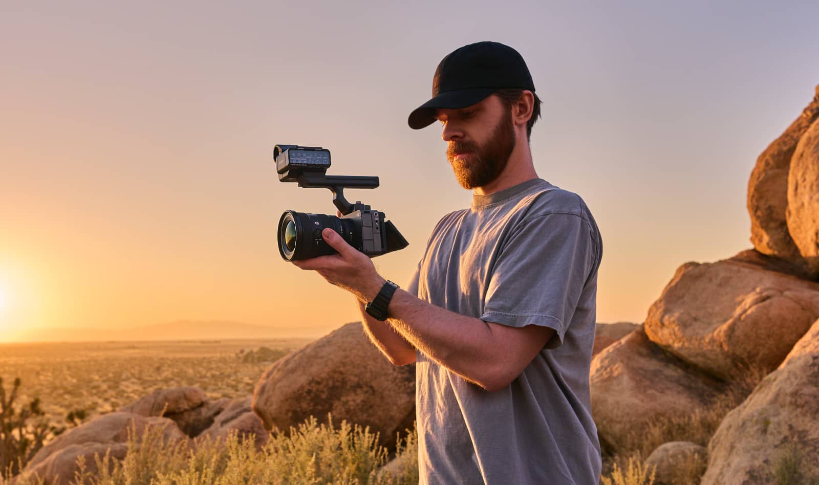 Sony takes on open gate cameras in FX5 – Pickr