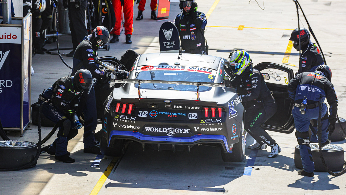 Supercars changes fuel tank capacity for Bathurst 1000, finals, enduros