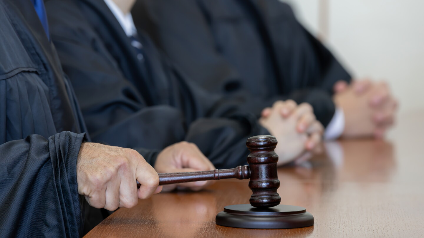 Appeals court stays injunction granting fifth year of college eligibility to NFL players