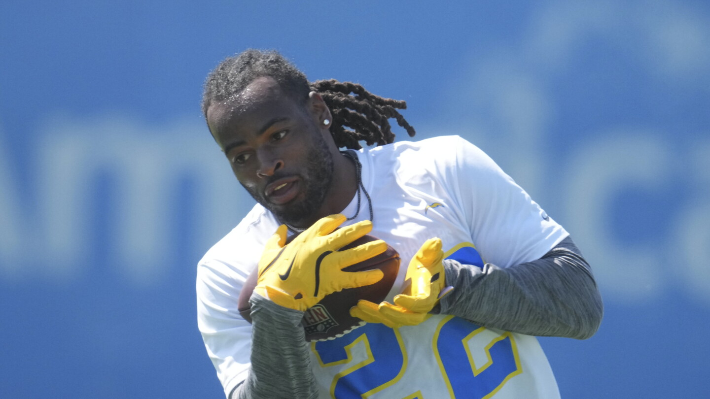Najee Harris agrees to one-year deal with Giants