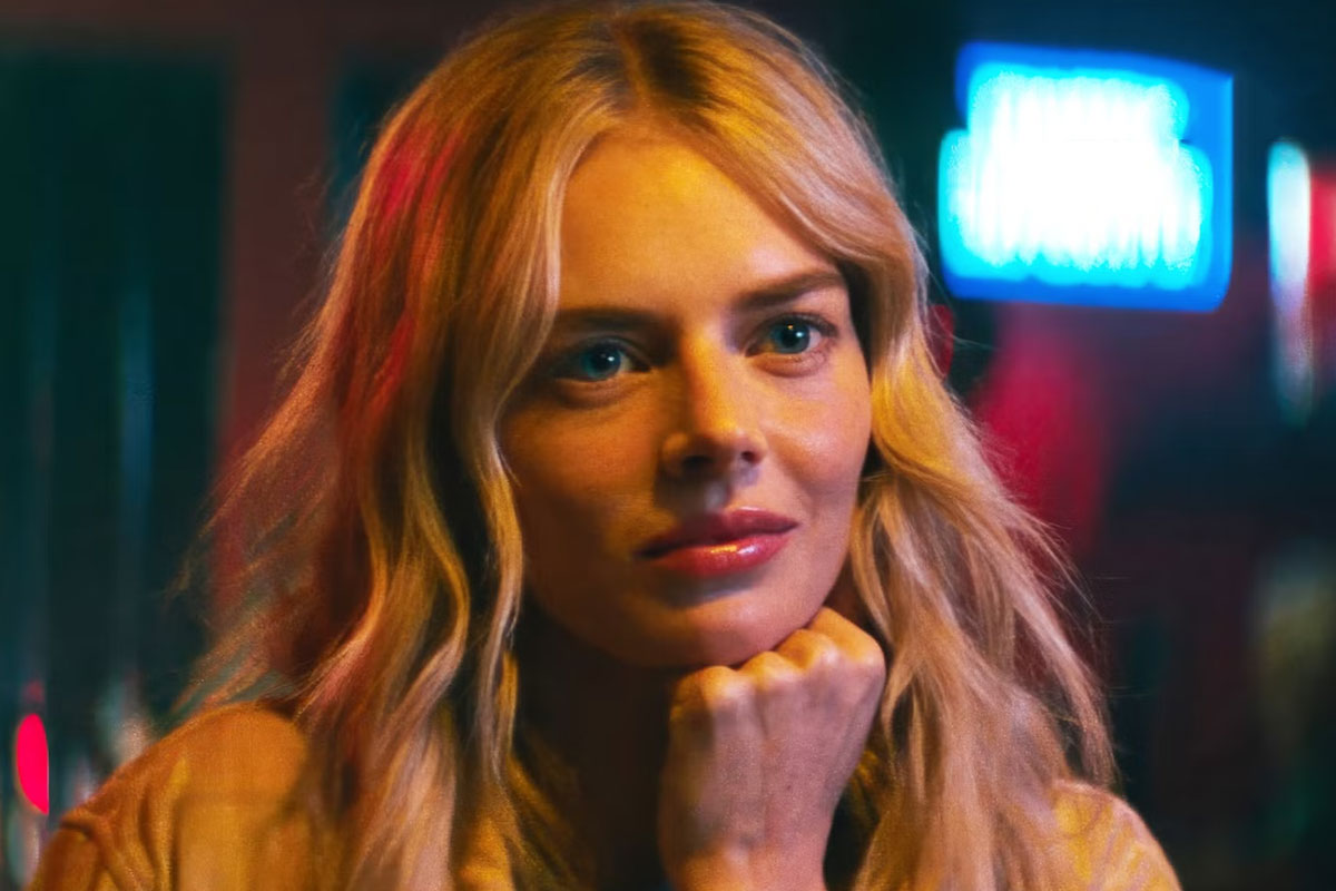 Weaving, Braun Set For Wasp Thriller "Hivemind"
