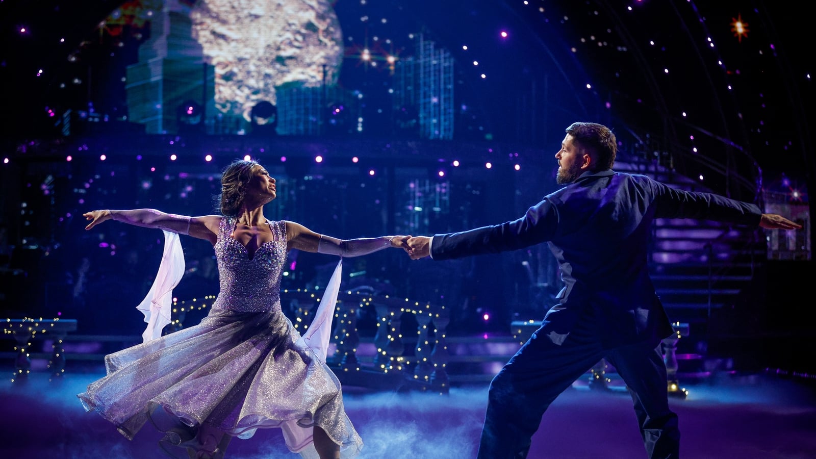 Nellis tops Strictly leaderboard after first live show