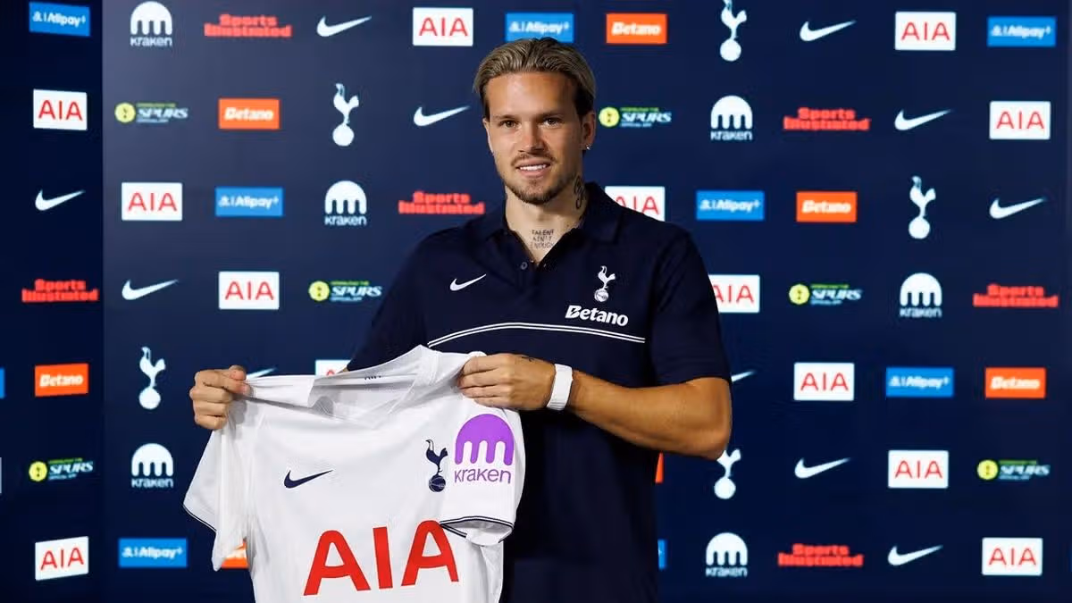 Mykhailo Mudryk has joined Tottenham Hotspur on loan from Chelsea