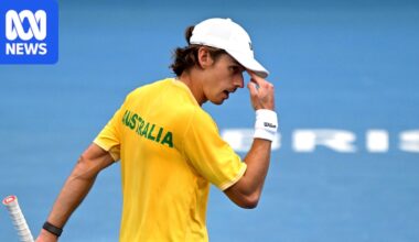 Alex de Minaur wins first Davis Cup rubber against Poland's Maks Kasnikowski