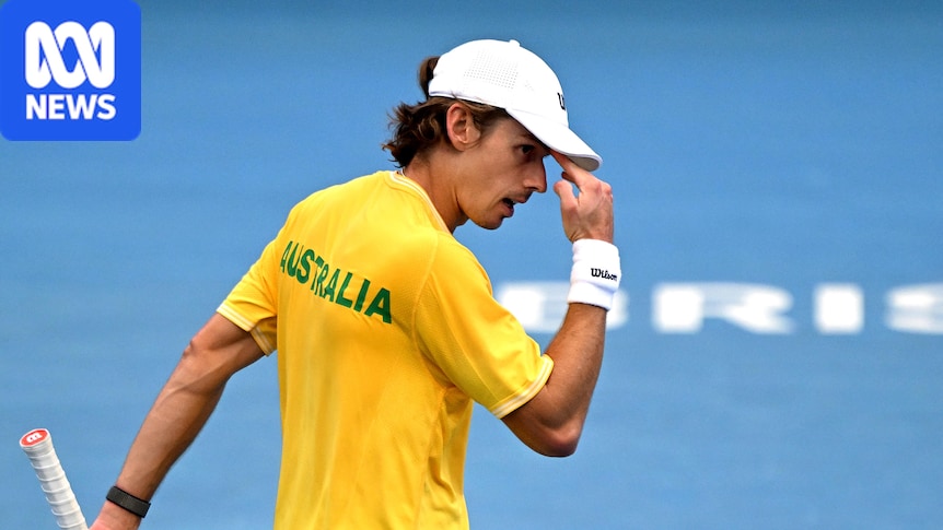 Alex de Minaur wins first Davis Cup rubber against Poland's Maks Kasnikowski