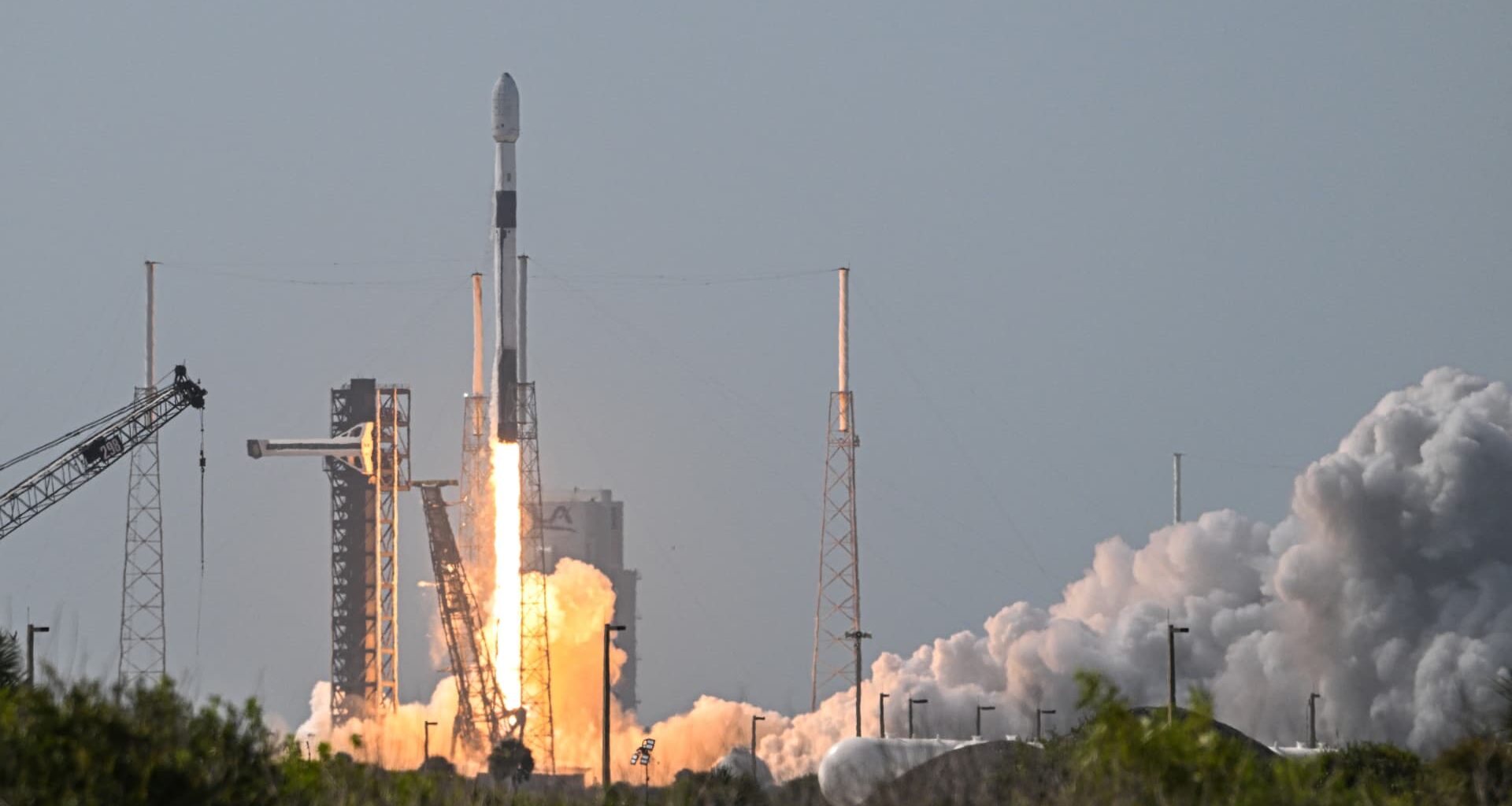 Space startups raise big money as Europe challenges U.S. dominance