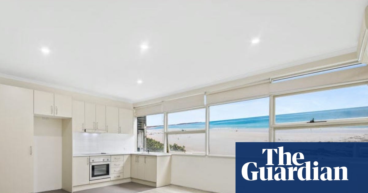NSW crackdown on ‘AI-doctored’ real estate listings hits mural-covered wall | Housing