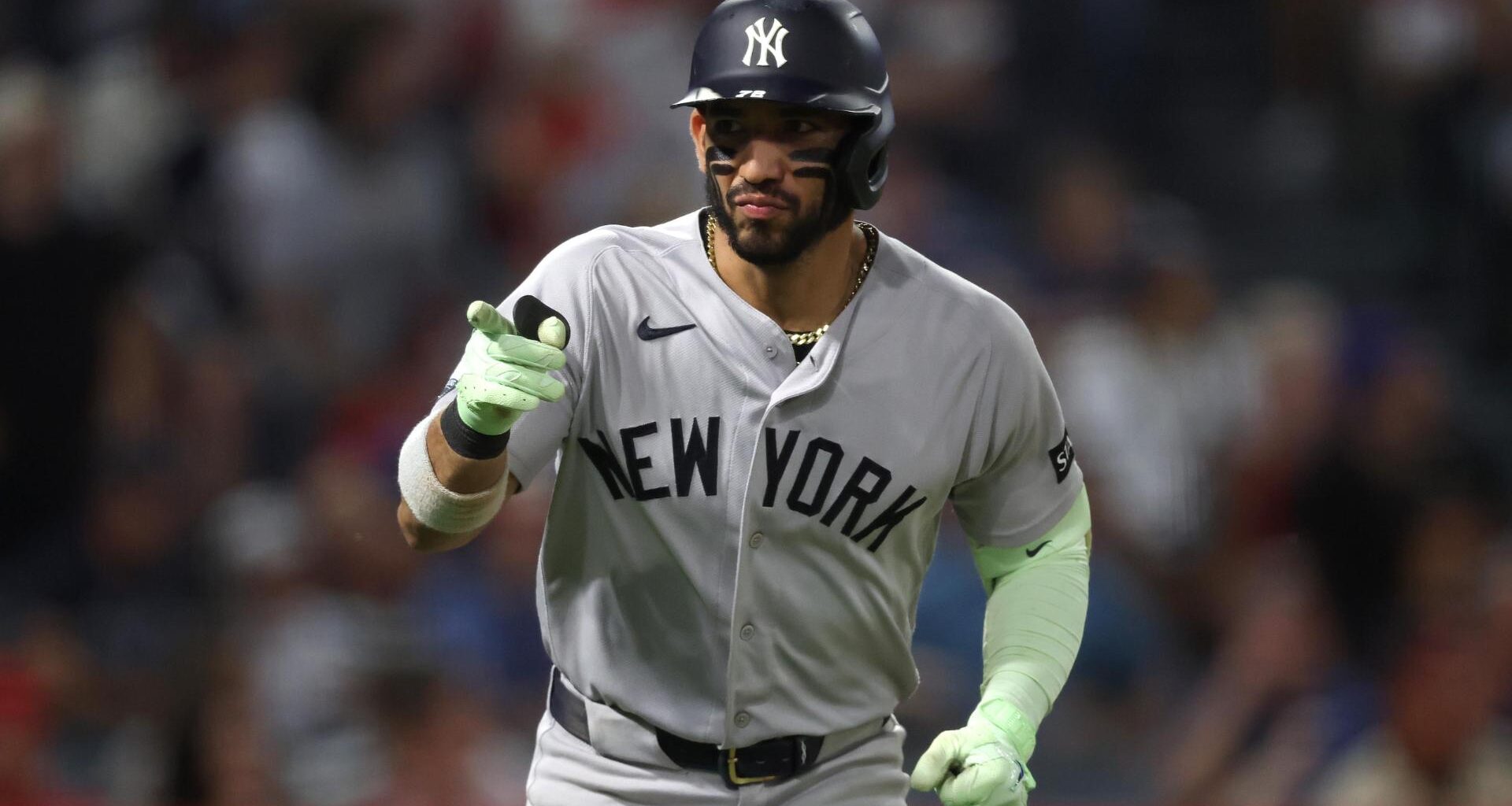 Schlittler sharp, the Yankees score 5 2-out runs in the 10th in a 6-3 win over the Angels